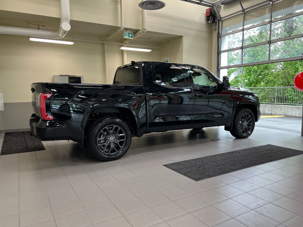 2022 Tundra Platinum Photo Gallery in Black 2 2022 Tundra Platinum Photo Gallery in Black 2